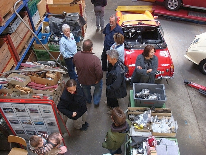 2010-05 Jensen Car Club zu Besuch 056.jpg